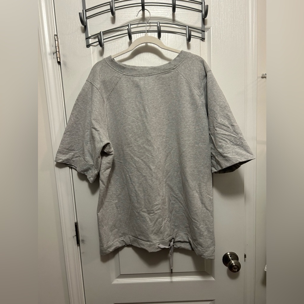 Lululemon Split short sleeve sweatshirt Women’s 8‎ light Heather gray oversized